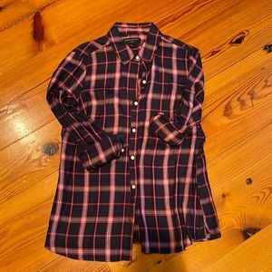 Super soft and great quality button down